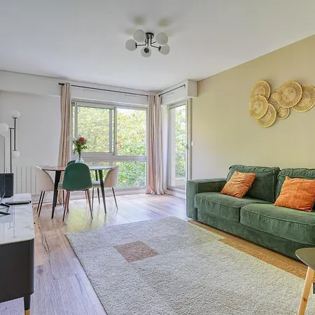 Le Bora - Proche De Paris - 339b Nogent-sur-Marne